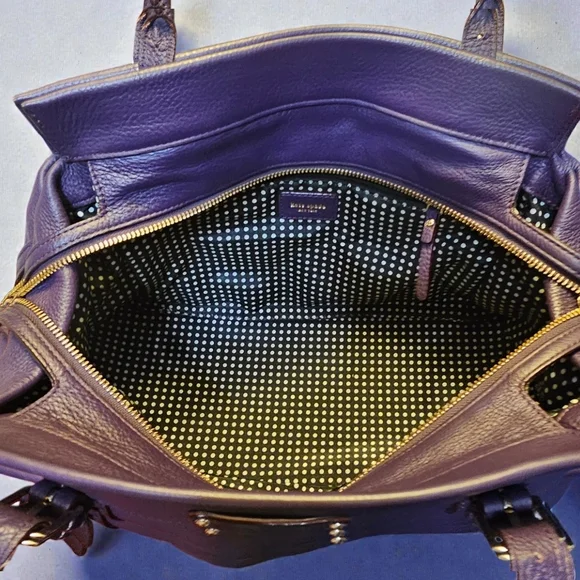 Kate Spade Elegant Purple Leather Handbag - Picture 3 of 4